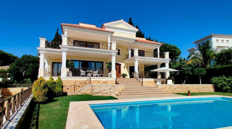Lujosa villa de estilo andaluz